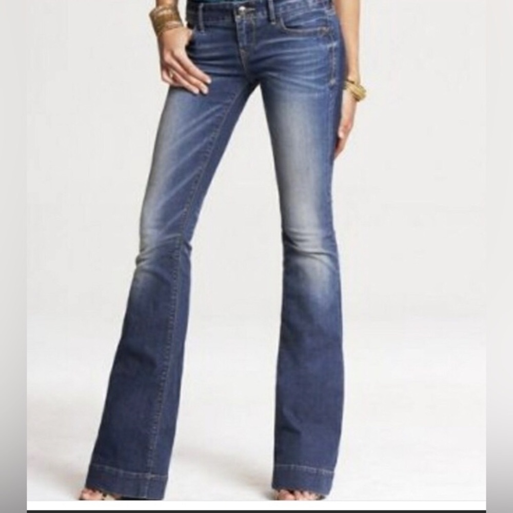 Express Stella fit and flare jeans